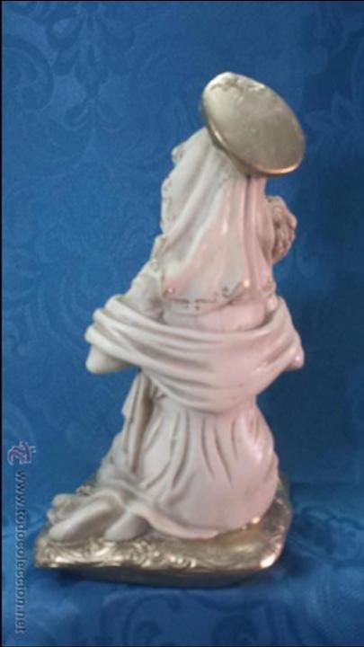 Arte: VIRGEN CON NI&Ntilde;O SOBRE COJ&Iacute;N - Foto 4