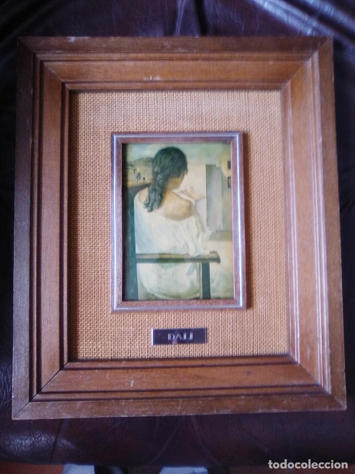 Arte: Esmalte,Dal&iacute;,la chica de la silla. - Foto 1
