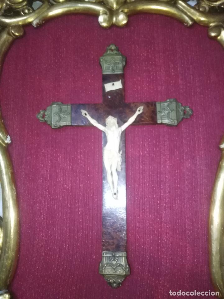 Arte: Preciosa cornucopia con cristo de m&aacute;rfil. - Foto 2