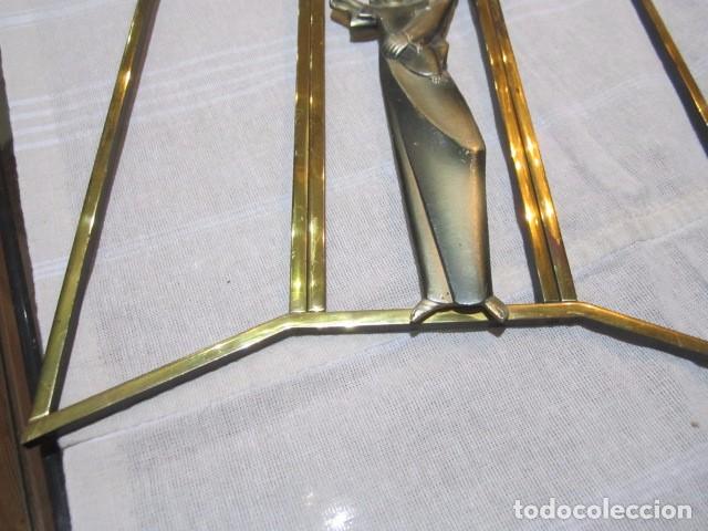 Arte: Cuadro V&iacute;rgen sobre tr&iacute;ptico marco de bronce. 26 x 54 cms. - Foto 2