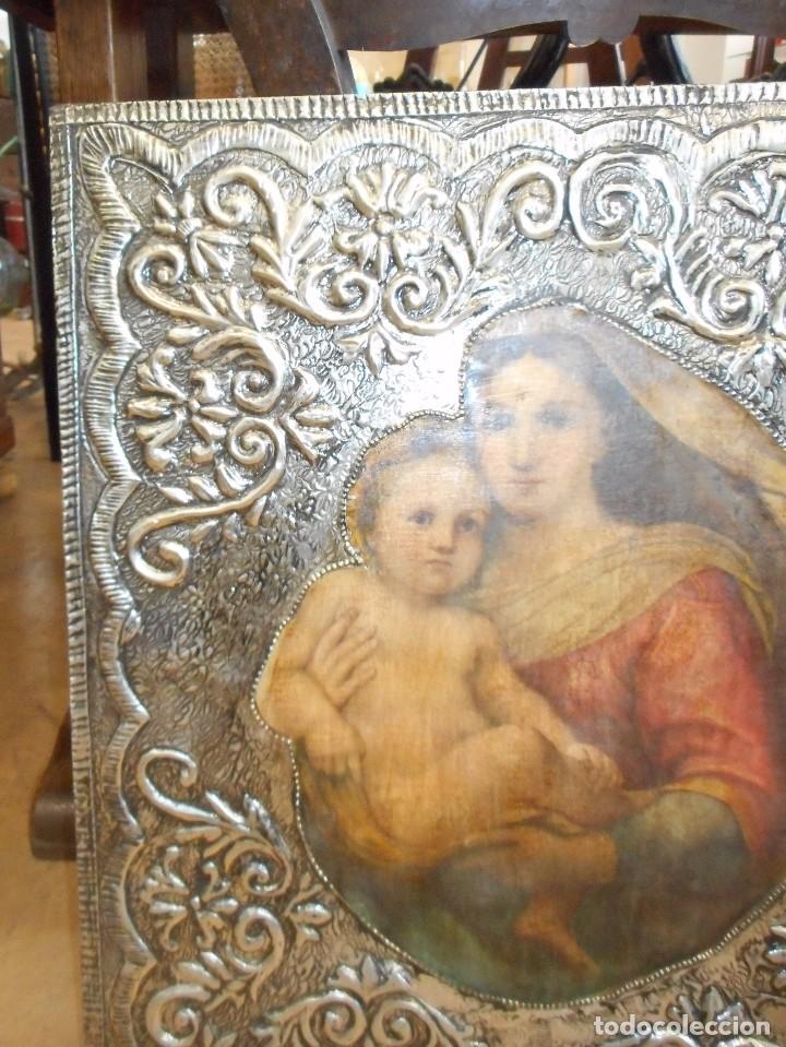 Arte: Cuadro repujado de la Virgen y el Ni&ntilde;o - Foto 4