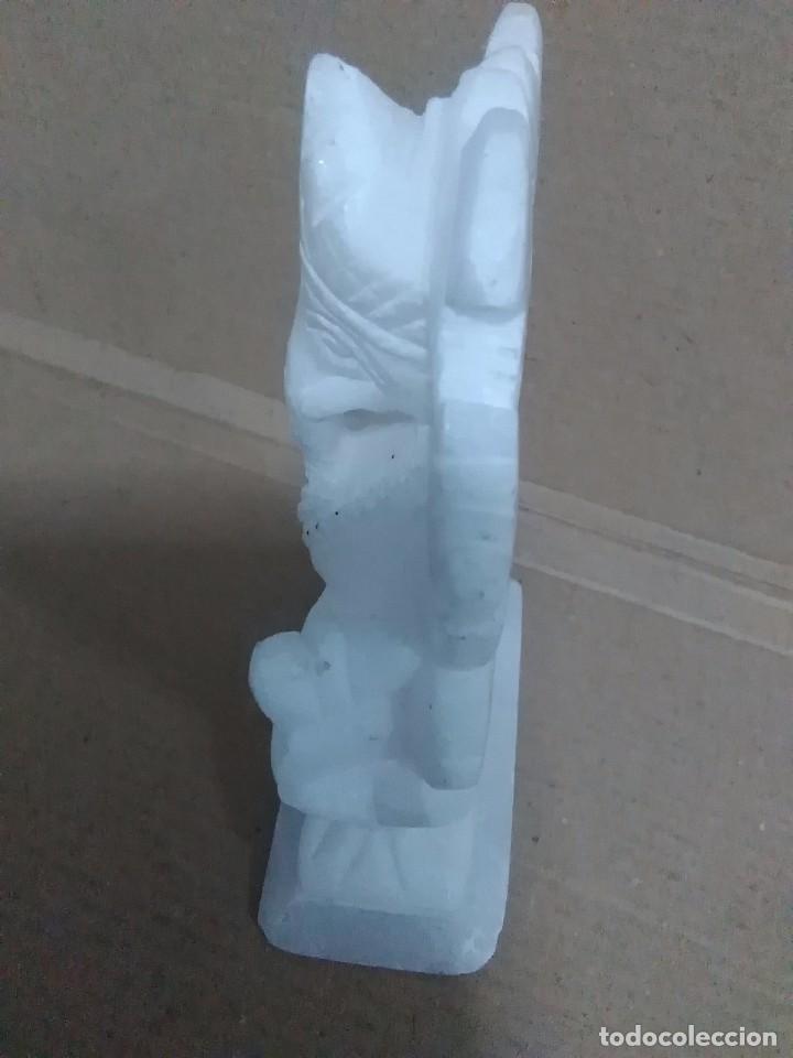 Arte: Figura en piedra oriental - Foto 2
