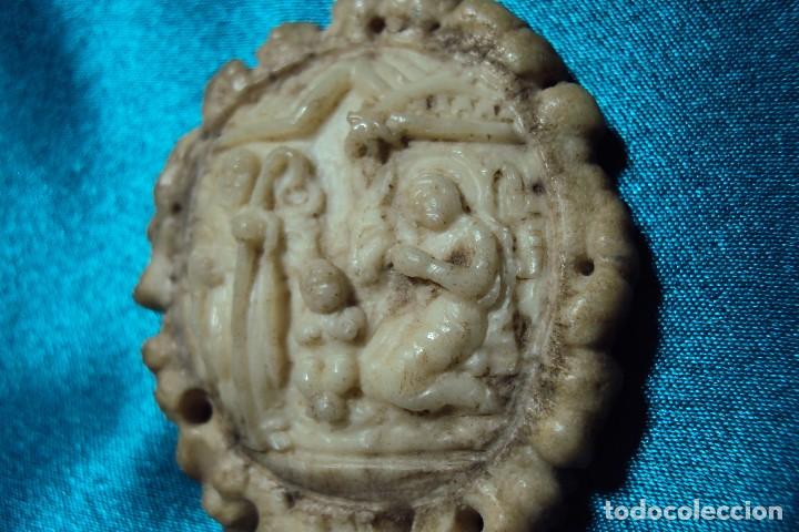 Arte: Nacimiento tallado en roseta de cuerna de ciervo - Foto 3
