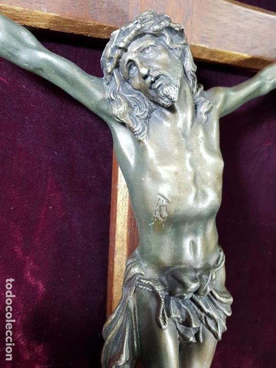 Arte: CRUCIFICADO  EN  BRONCE - Foto 1