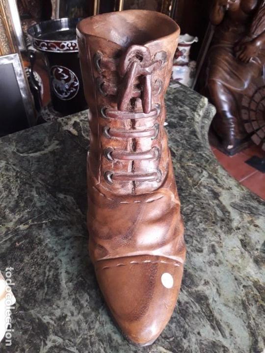 Arte: Bota escultura - Foto 4