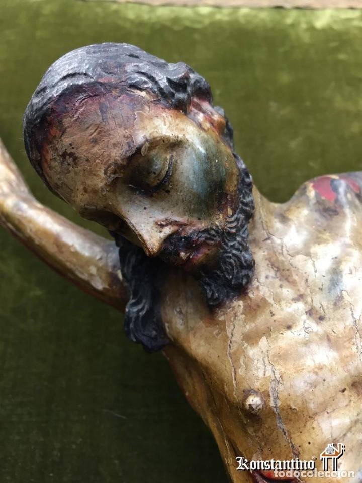 Arte: Cristo en madera sobre retablo - Foto 7