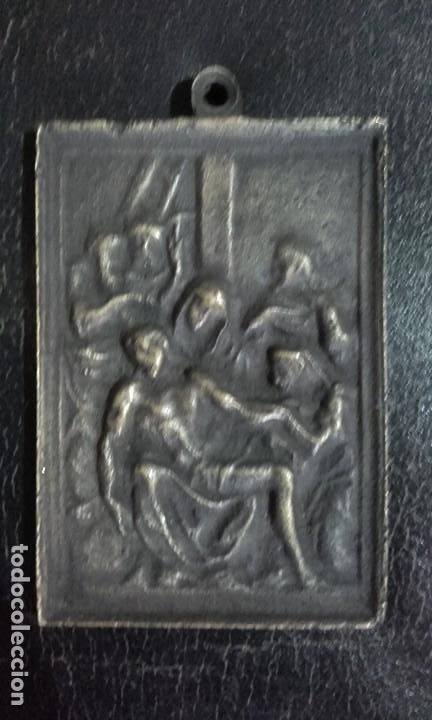 Arte: Placa Devocional / Portapaz/ bronce / piedad - Foto 1