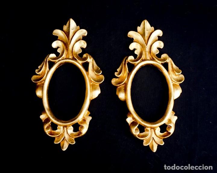 Arte: Pareja de cornucopias en pan de oro - Foto 1