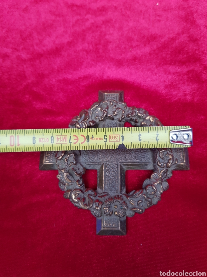 Arte: Antigua cruz de bronce - Foto 3