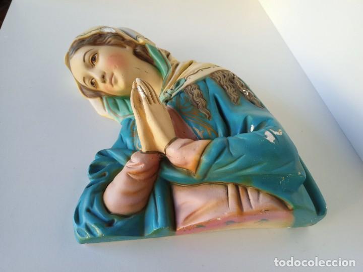 Arte: Virgen de escayola para colgar - Foto 2