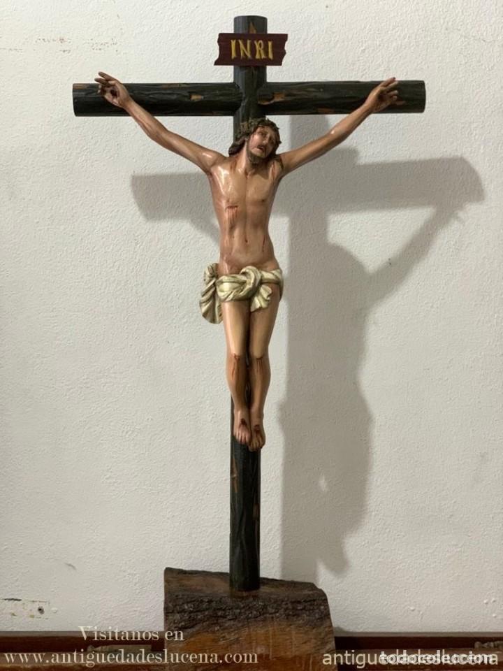 Arte: ANTIGUO CRUCIFICADO BASE DE MADERA - Foto 1