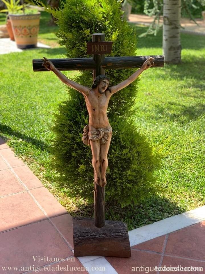 Arte: ANTIGUO CRUCIFICADO BASE DE MADERA - Foto 3
