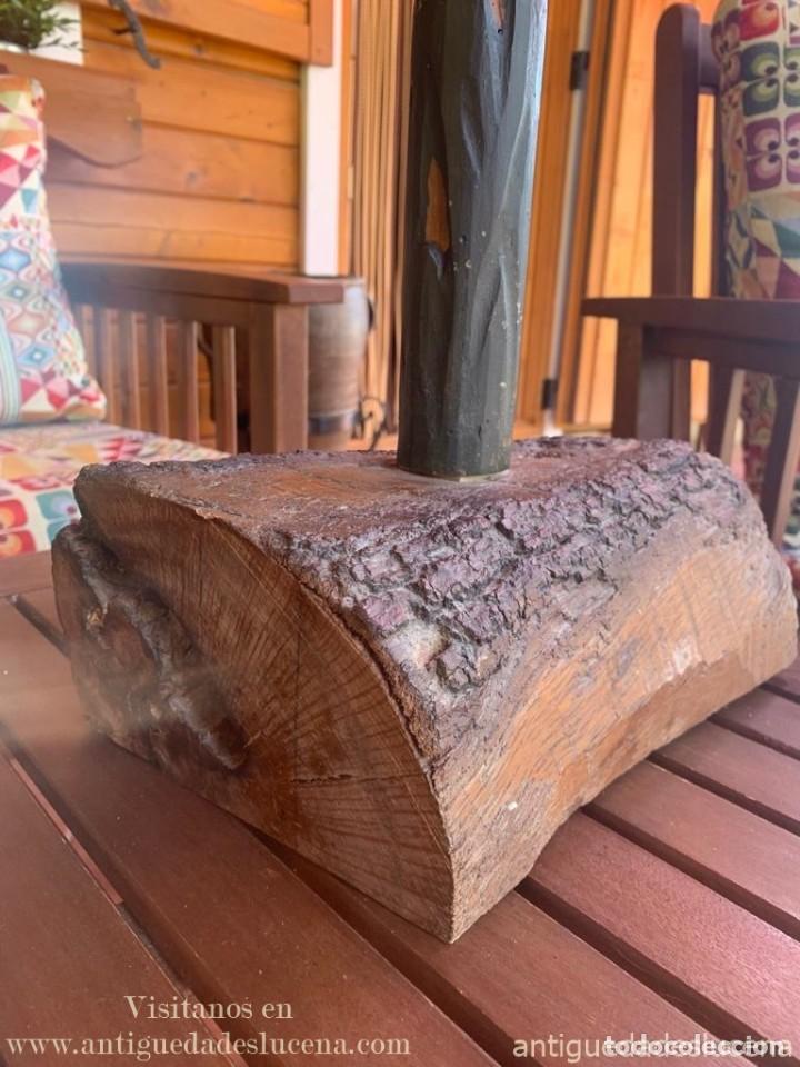 Arte: ANTIGUO CRUCIFICADO BASE DE MADERA - Foto 5