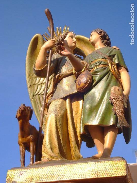 Kunst: TALLA ARC&Aacute;NGEL SAN RAFAEL Y TOBIAS CON PERRO GRUPO ESCULT&Oacute;RICO ESCUELA ESPA&Ntilde;OLA SXIX TALLA DE MADERA
