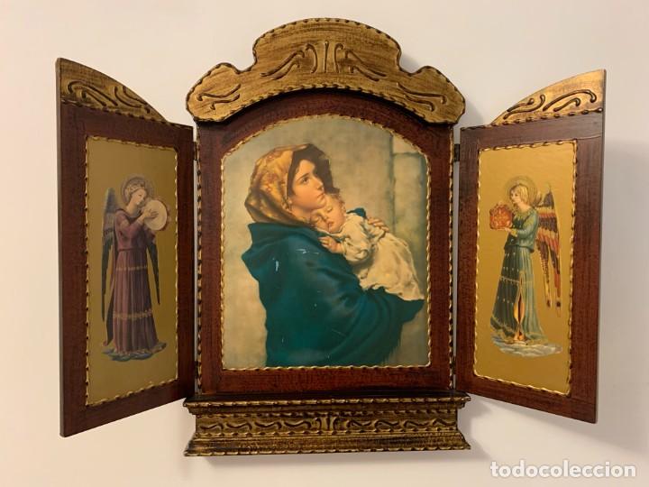 Arte: Icono tr&iacute;ptico religioso de madera tallada policromada - Foto 1