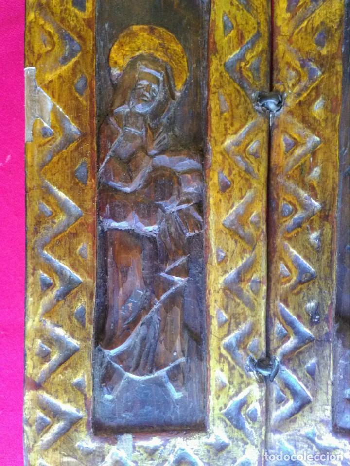 Arte: Triptico antiguo religioso de madera tallada - Foto 2