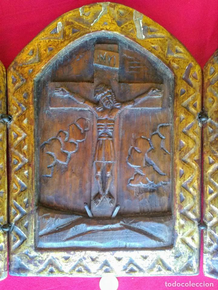 Arte: Triptico antiguo religioso de madera tallada - Foto 3