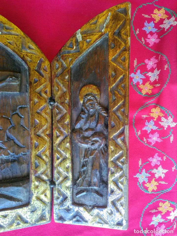 Arte: Triptico antiguo religioso de madera tallada - Foto 4
