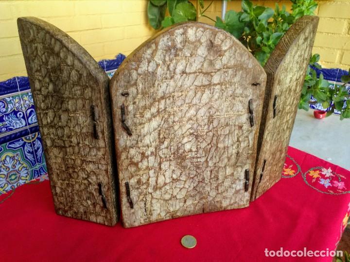 Arte: Triptico antiguo religioso de madera tallada - Foto 6