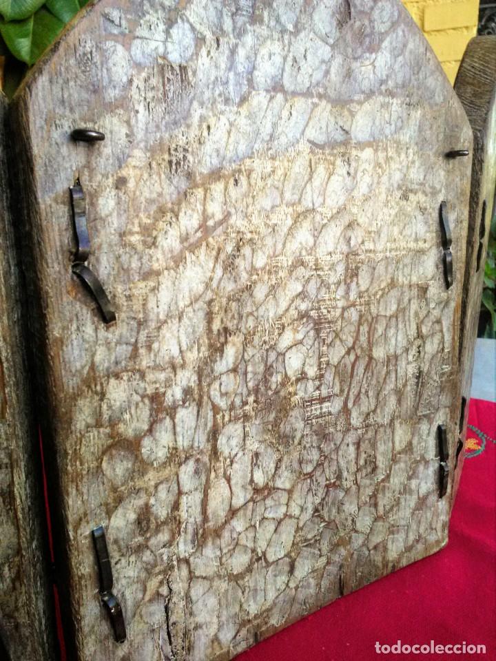 Arte: Triptico antiguo religioso de madera tallada - Foto 7