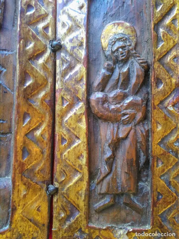Arte: Triptico antiguo religioso de madera tallada - Foto 11