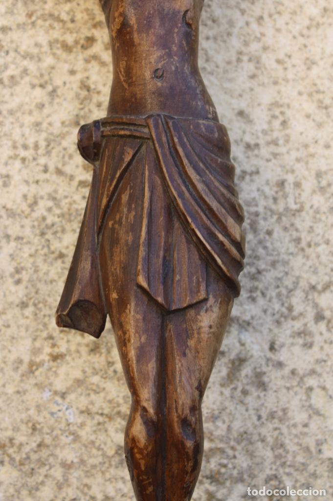 Arte: Cristo. Talla en madera del s. XVIII. - Foto 2