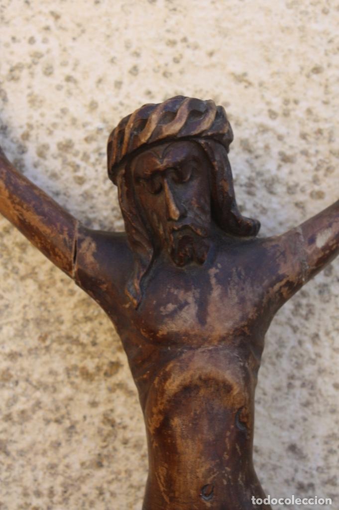 Arte: Cristo. Talla en madera del s. XVIII. - Foto 4