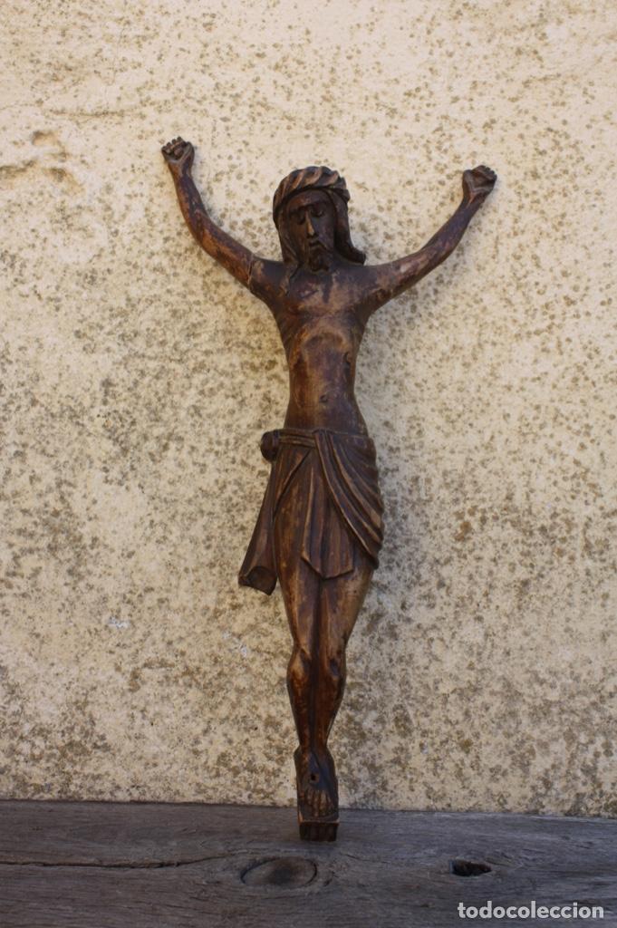 Arte: Cristo. Talla en madera del s. XVIII. - Foto 1