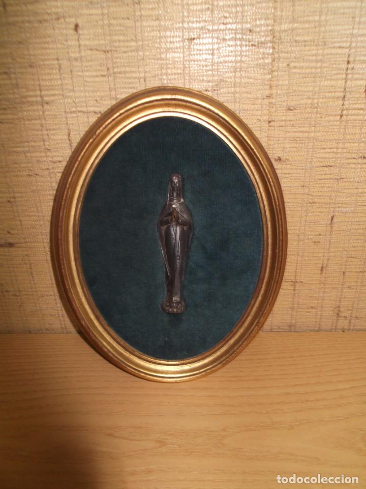 Arte: Cuadro virgen ovalado.Vintage - Foto 4