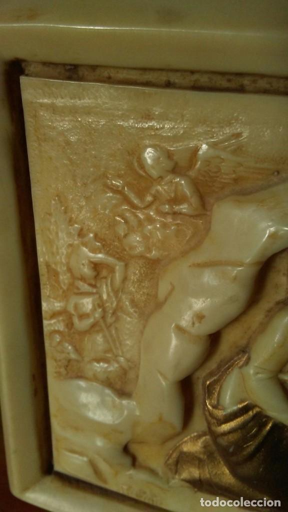 Arte: BEL&Eacute;N BAJORRELIEVE - Foto 3