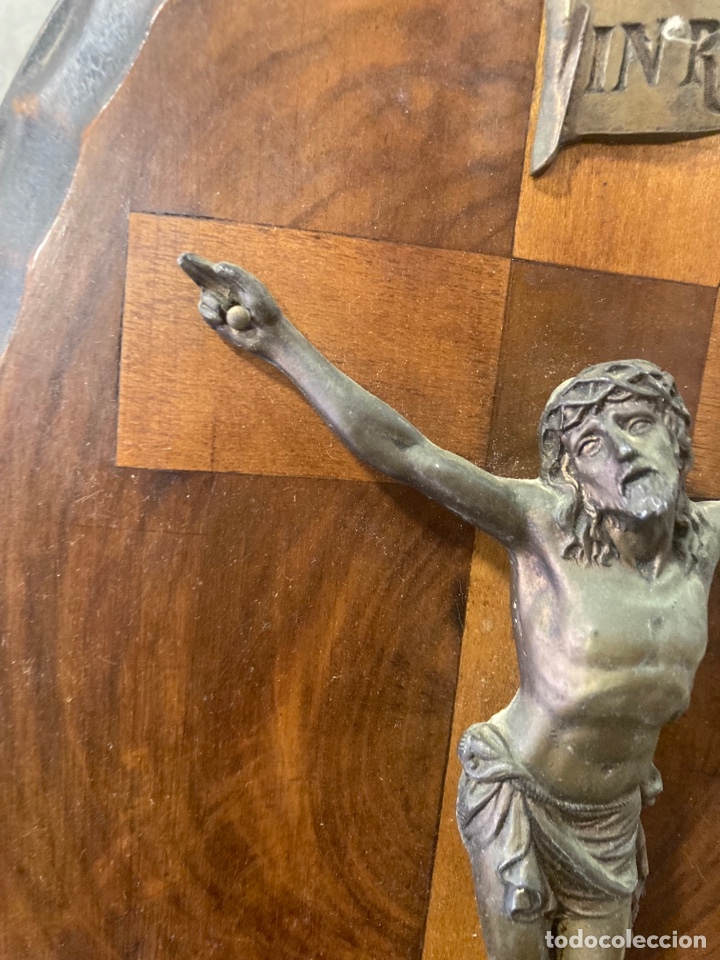 Arte: Bonito Cristo de bronce sobre madera - Foto 3