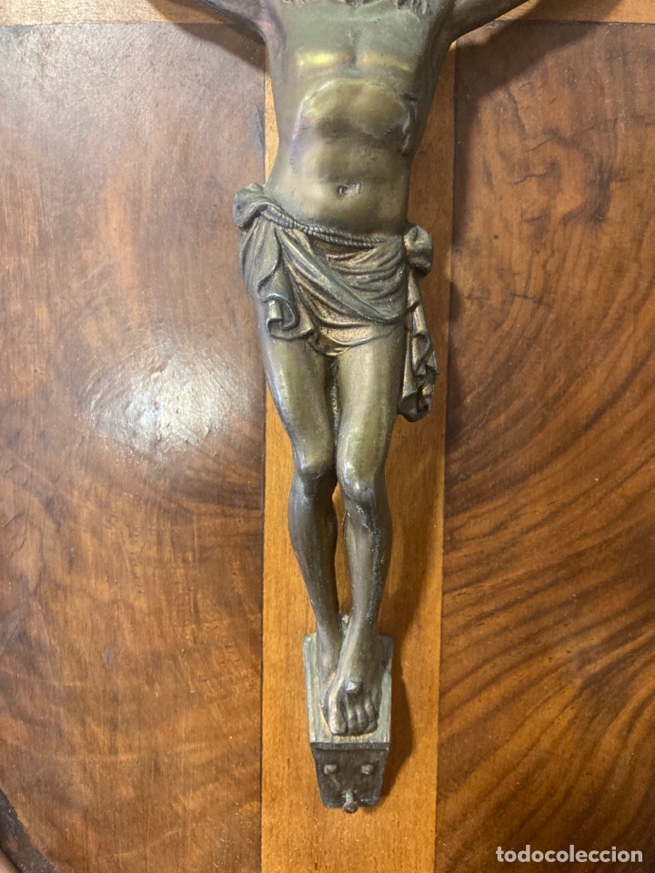 Arte: Bonito Cristo de bronce sobre madera - Foto 5