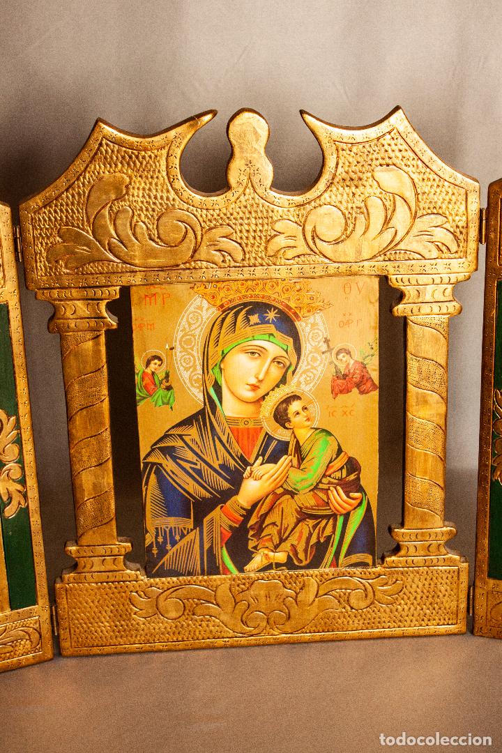 Arte: Tr&iacute;ptico religioso en madera y pan de oro. - Foto 4