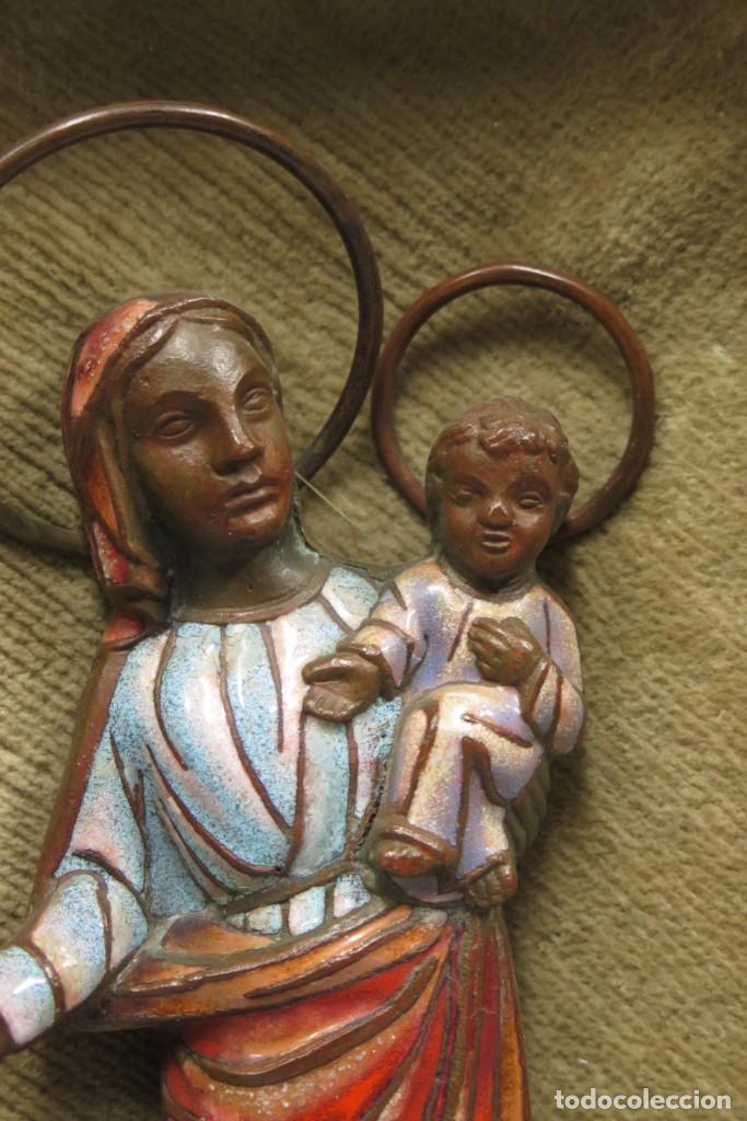 Arte: VIRGEN CON NI&Ntilde;O. ESMALTE. 1950 - Foto 5