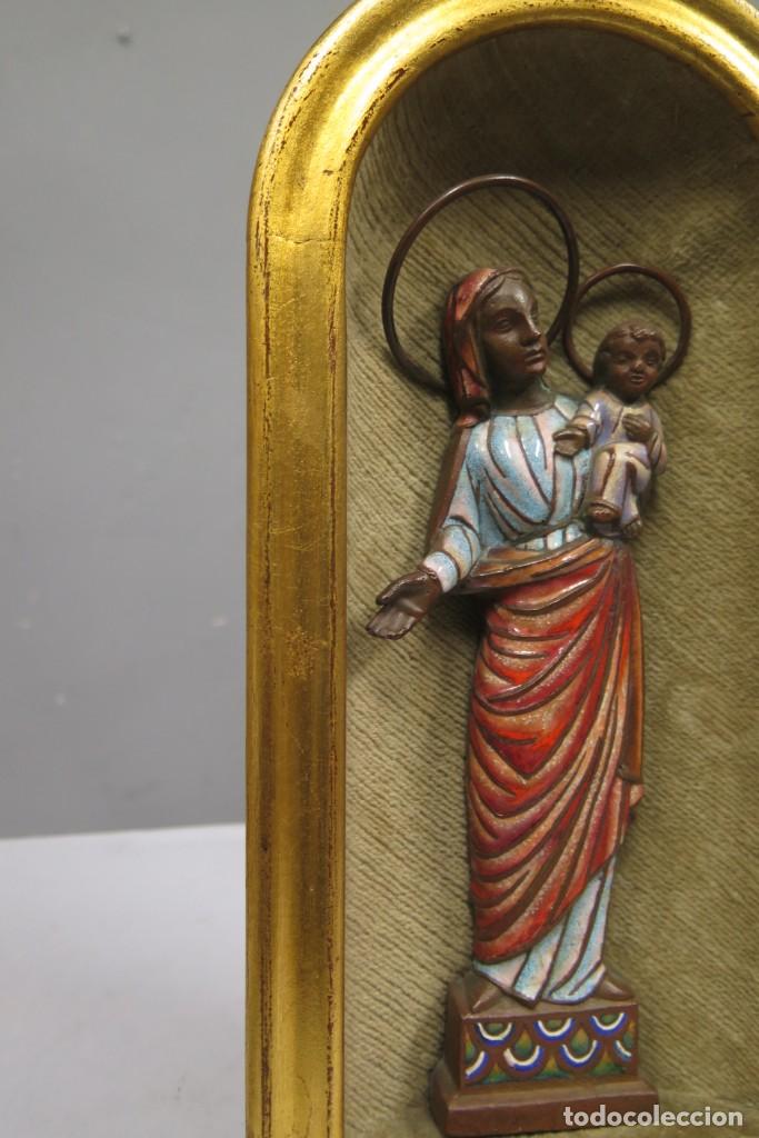 Arte: VIRGEN CON NI&Ntilde;O. ESMALTE. 1950 - Foto 6