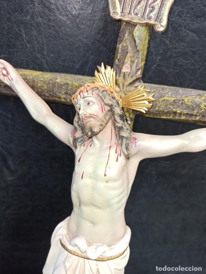 Arte: Excepcional Cristo crucificado de Olot. A4 - Foto 2