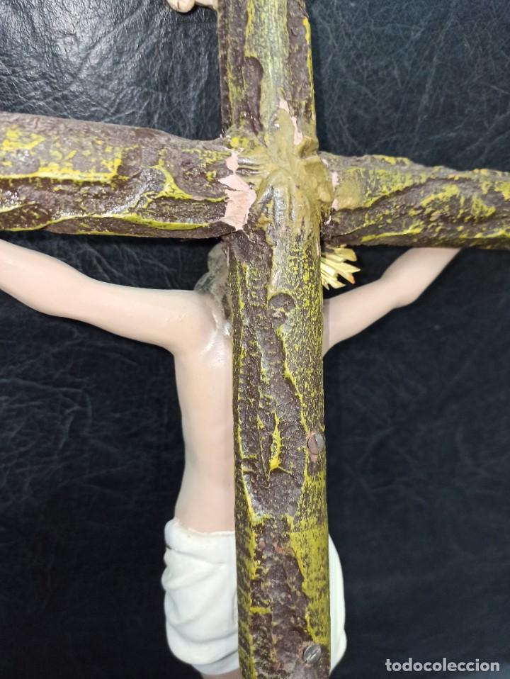 Arte: Excepcional Cristo crucificado de Olot. A4 - Foto 7