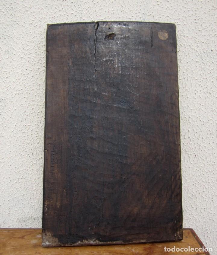 Arte: Tabla tallada, representando obispo - Foto 5
