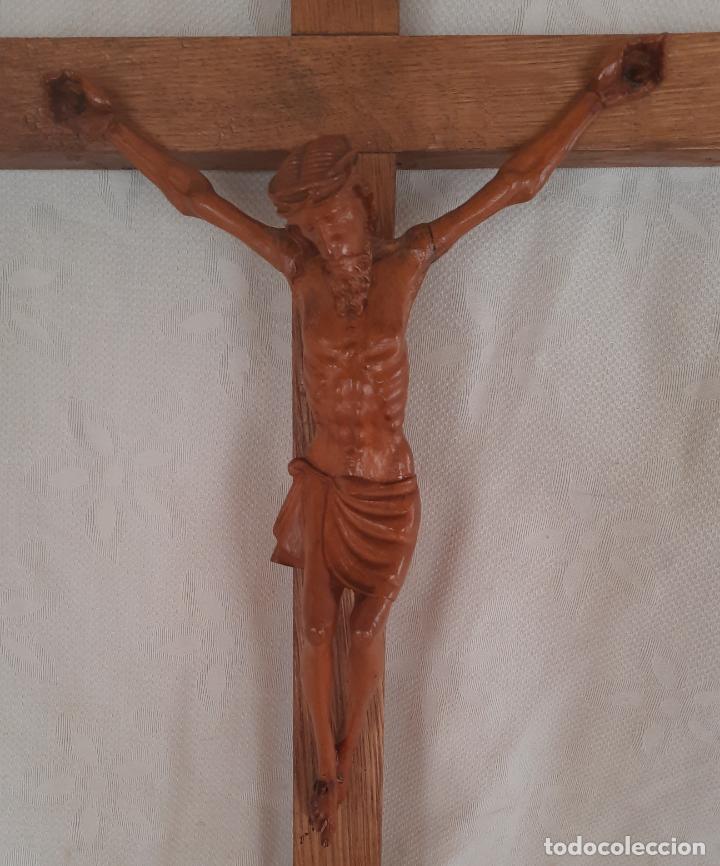 Arte: CRISTO CRUCIFICADO - MADERA. - Foto 2