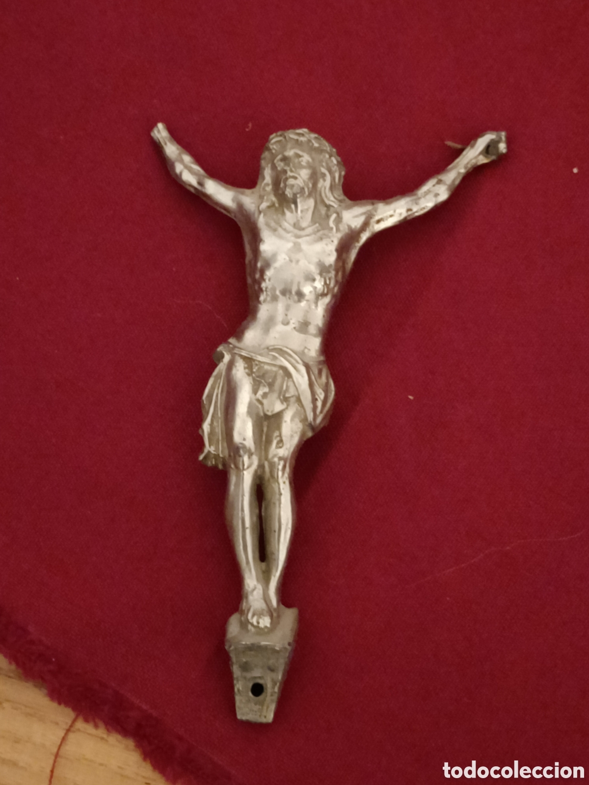 Arte: Cristo de calamina. 14 x 8 cms - Foto 1
