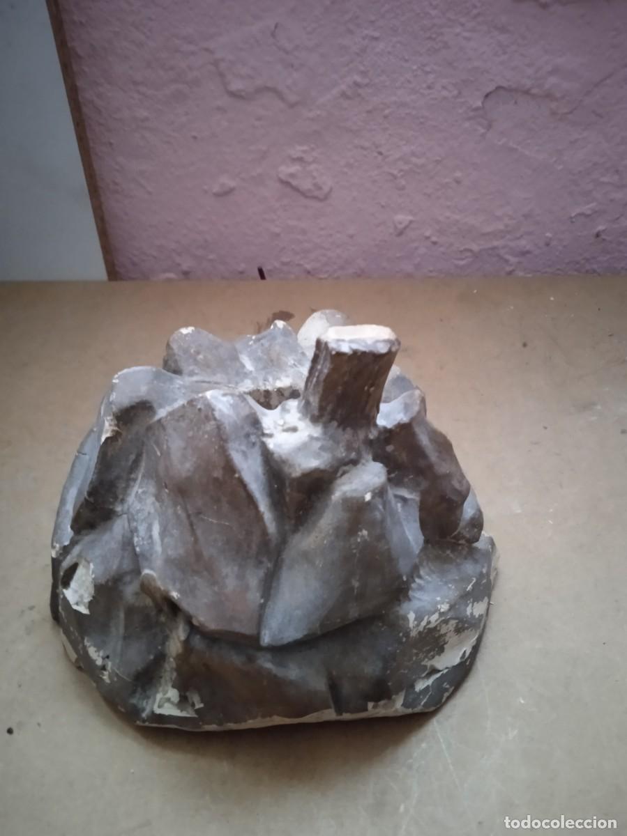 Arte: Base para un Cristo antiguo - Foto 2