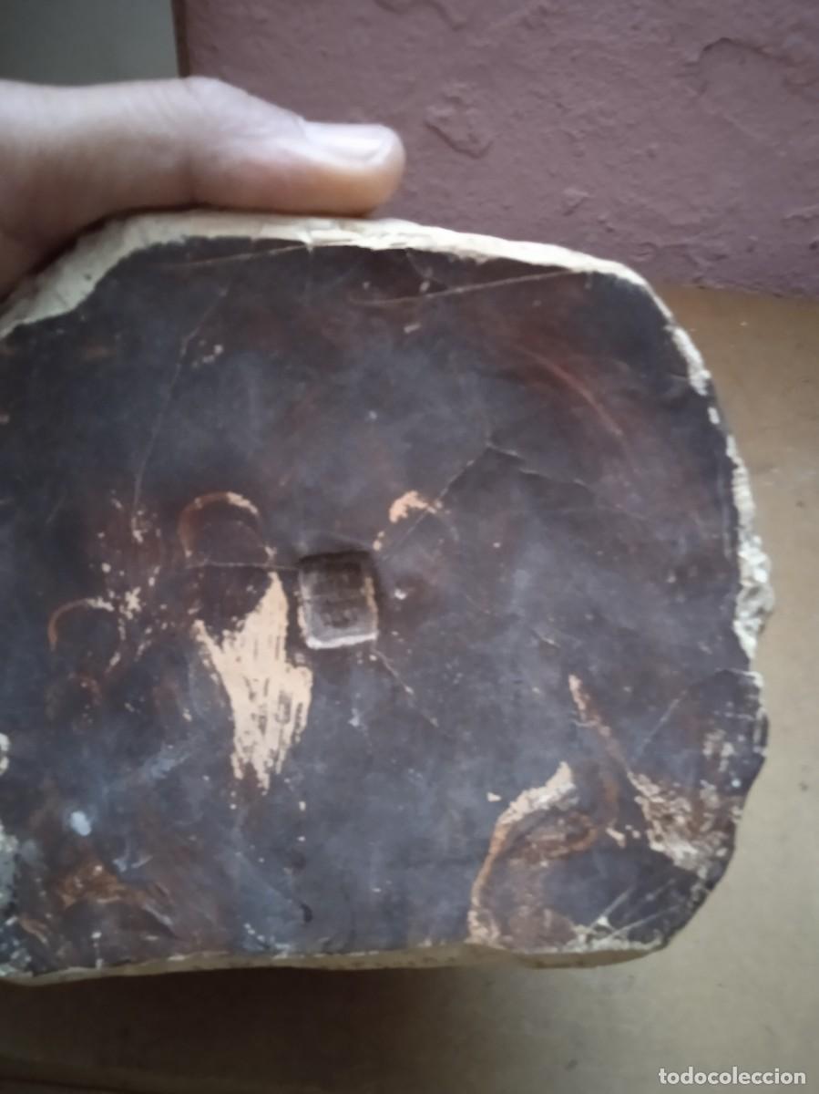 Arte: Base para un Cristo antiguo - Foto 4