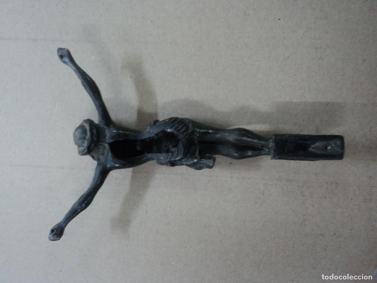Arte: figura de Cristo de metal - Foto 2