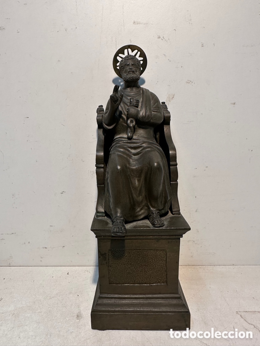 Arte: PRECIOSA ESCULTURA DE SAN PEDRO DE BRONCE ANTIGUO. 22,5 CM.