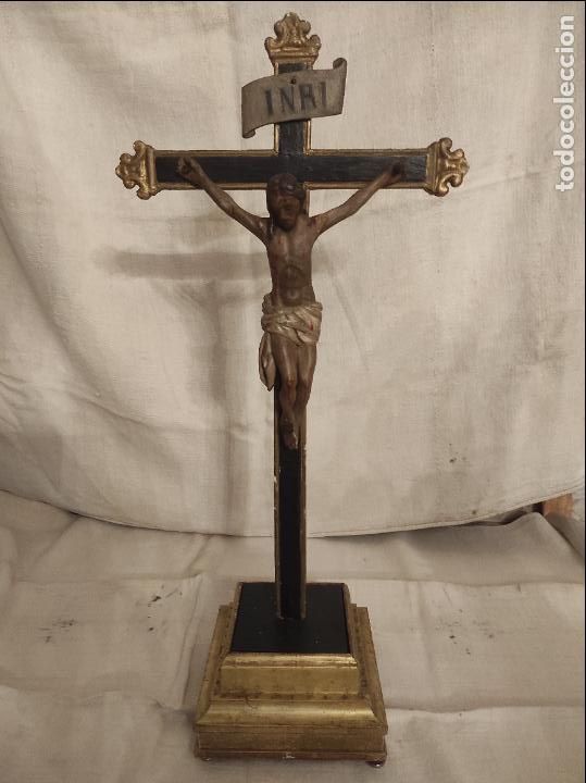 Arte: Cristo de madera tallada - Foto 1