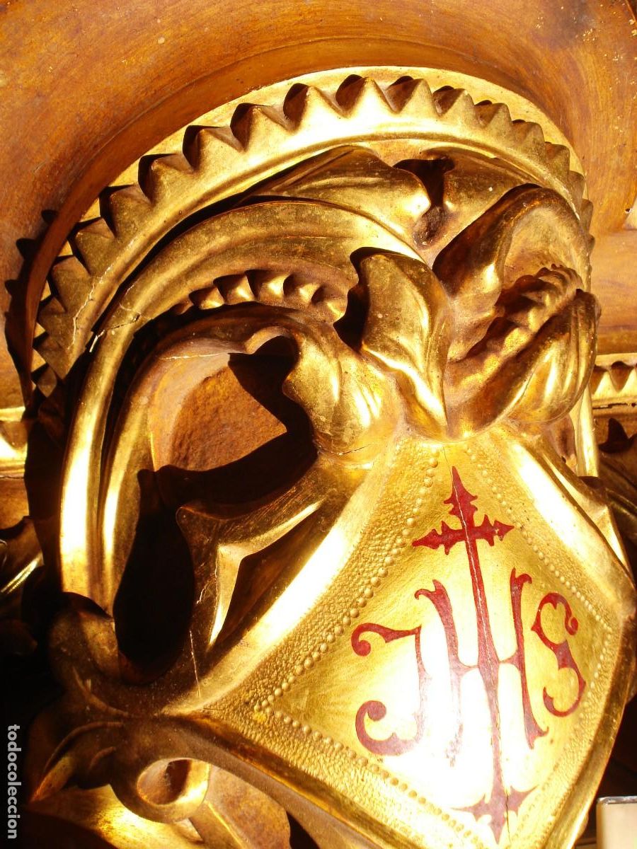 Arte: GRAN PEANA ECLESI&Aacute;STICA CON ANAGRAMA EN PAN DE ORO TALLA DE MADERA MACIZA