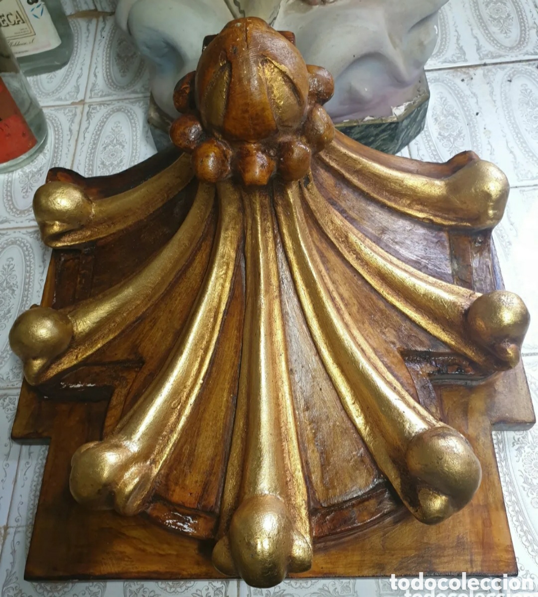 antigua peana de madera para escultura religios - Compra venta en  todocoleccion