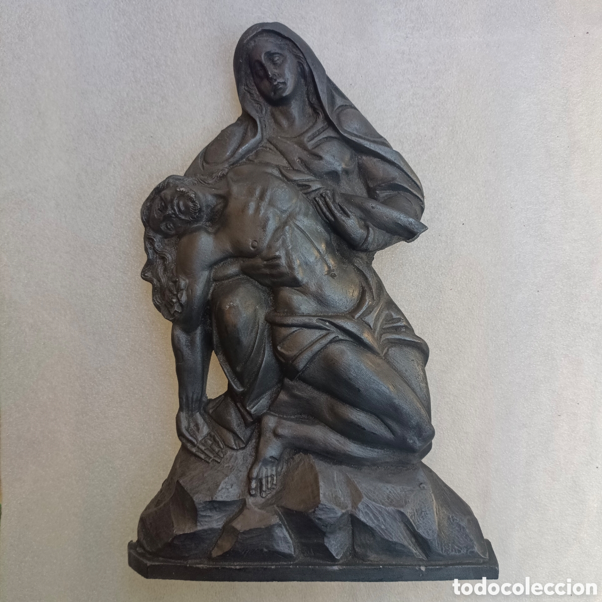 Arte: Relieve de la virgen de la piedad - Foto 1