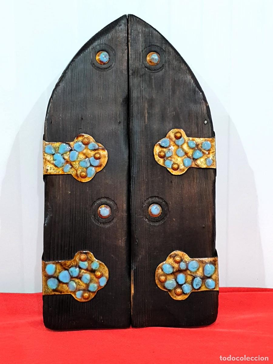 Arte: -ICONO TRIPTICO ESMALTE SOBRE COBRE CON ALTAR DE MADERA. - Foto 2
