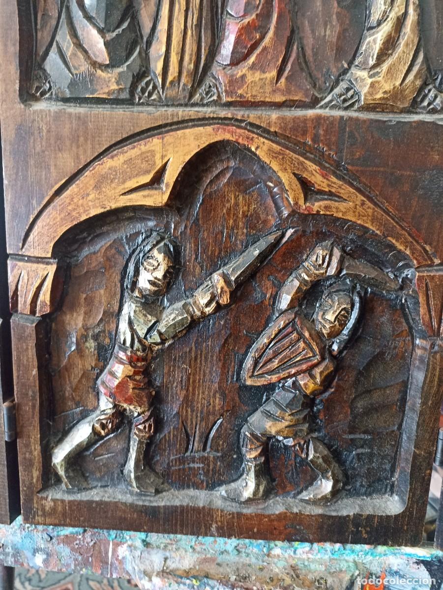Arte: Retablo tr&iacute;ptico. Madera tallada policromada. - Foto 6